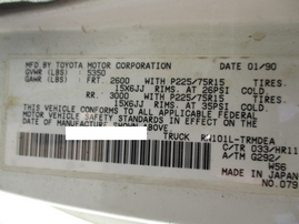 1990 TOYOTA TRUCK WHITE 2.4L MT 4WD Z15025